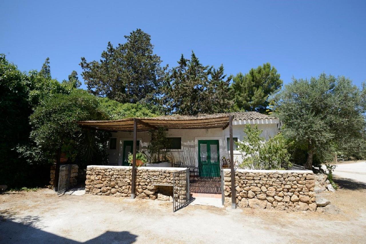 Duca Di Castelmonte Villa Трапани Екстериор снимка