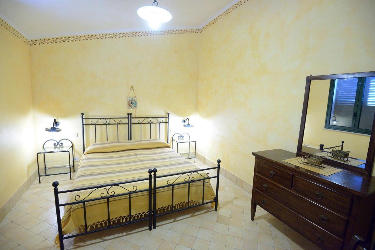 Duca Di Castelmonte Villa Трапани Екстериор снимка