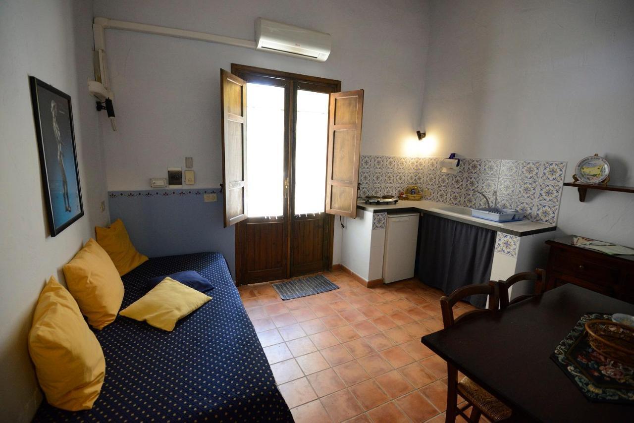Duca Di Castelmonte Villa Трапани Екстериор снимка
